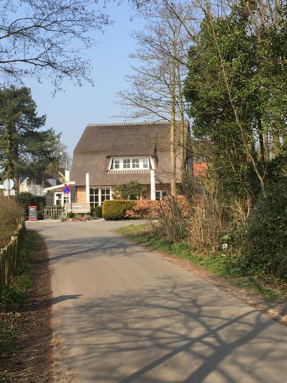 Herberg Het Landhuis Schoorl Exterior photo